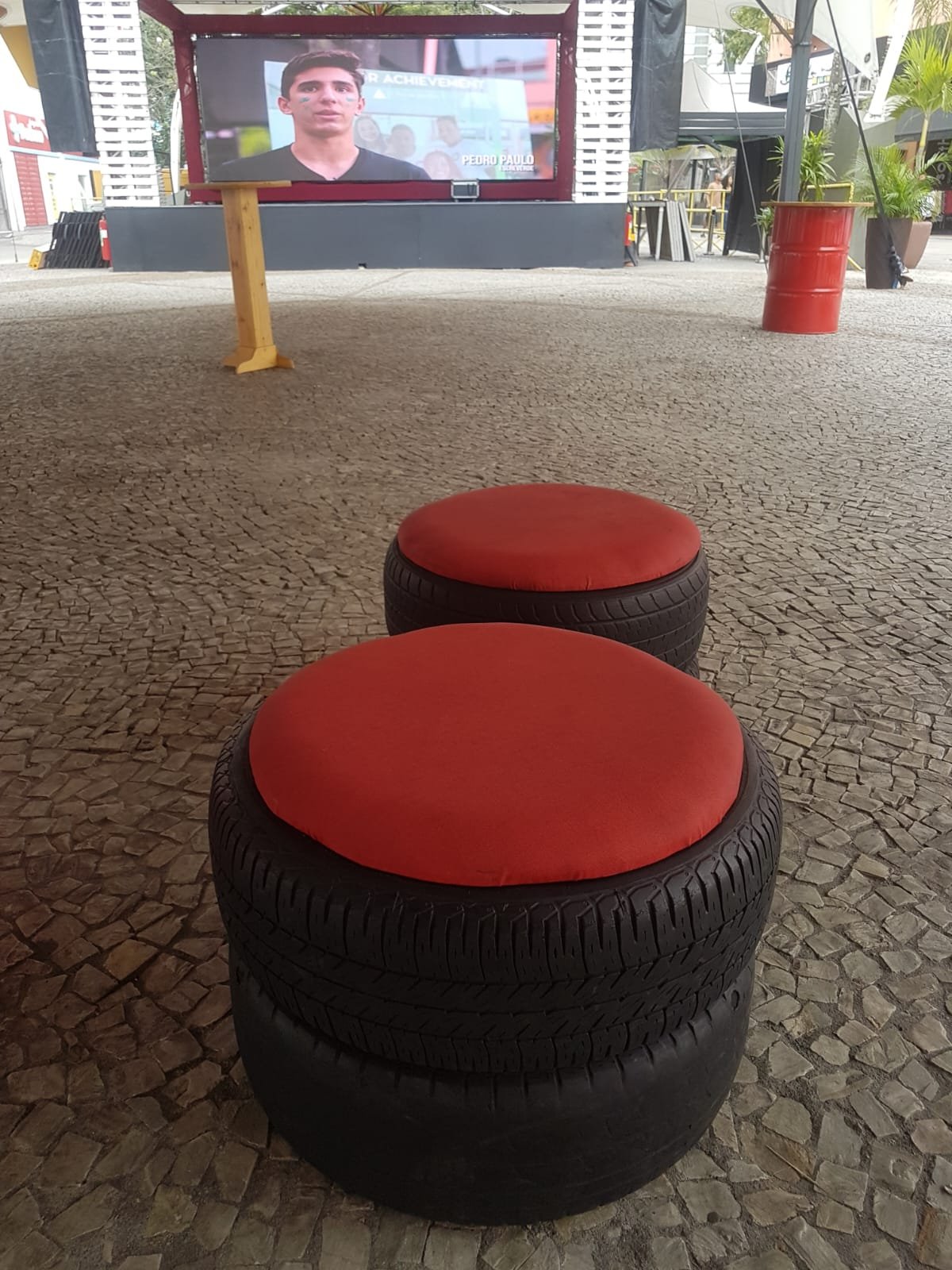 A Base do Pufe: Opções Criativas e Funcionais - inspiração 1