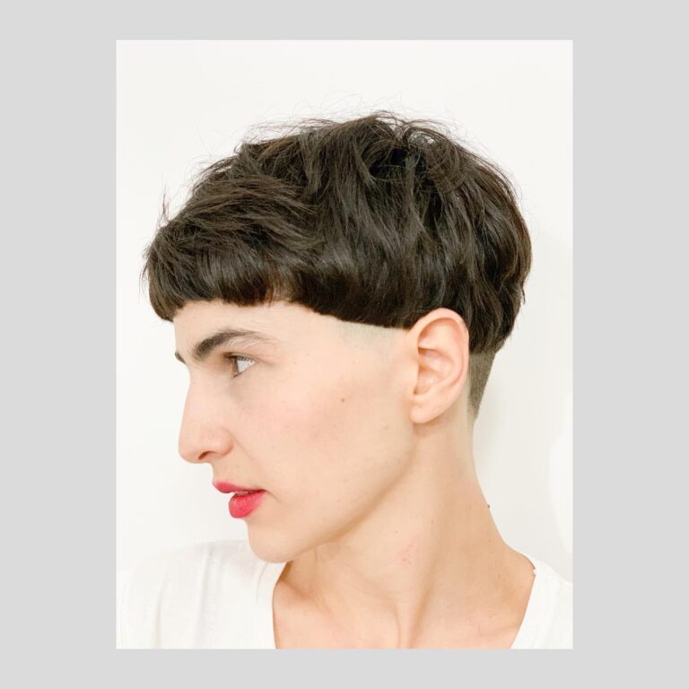 Corte Assimétrico: Toque de Ousadia e Personalidade - inspiração 2