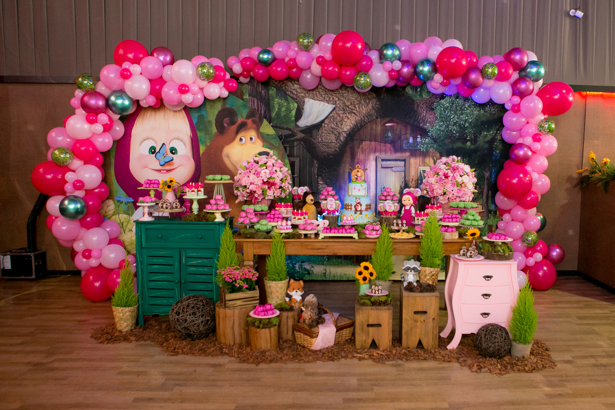 Detalhes Encantados: Balões Criativos e Arranjos que Surpreendem - inspiração 2