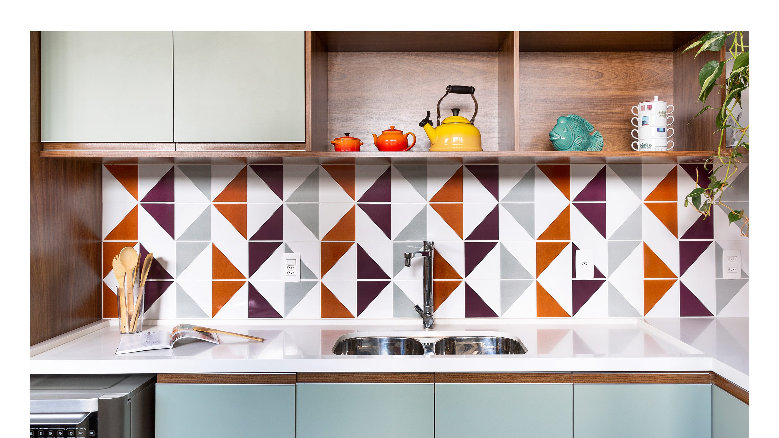 Texturas Que Contam Histórias: Azulejos 3D e Relevos - inspiração 2