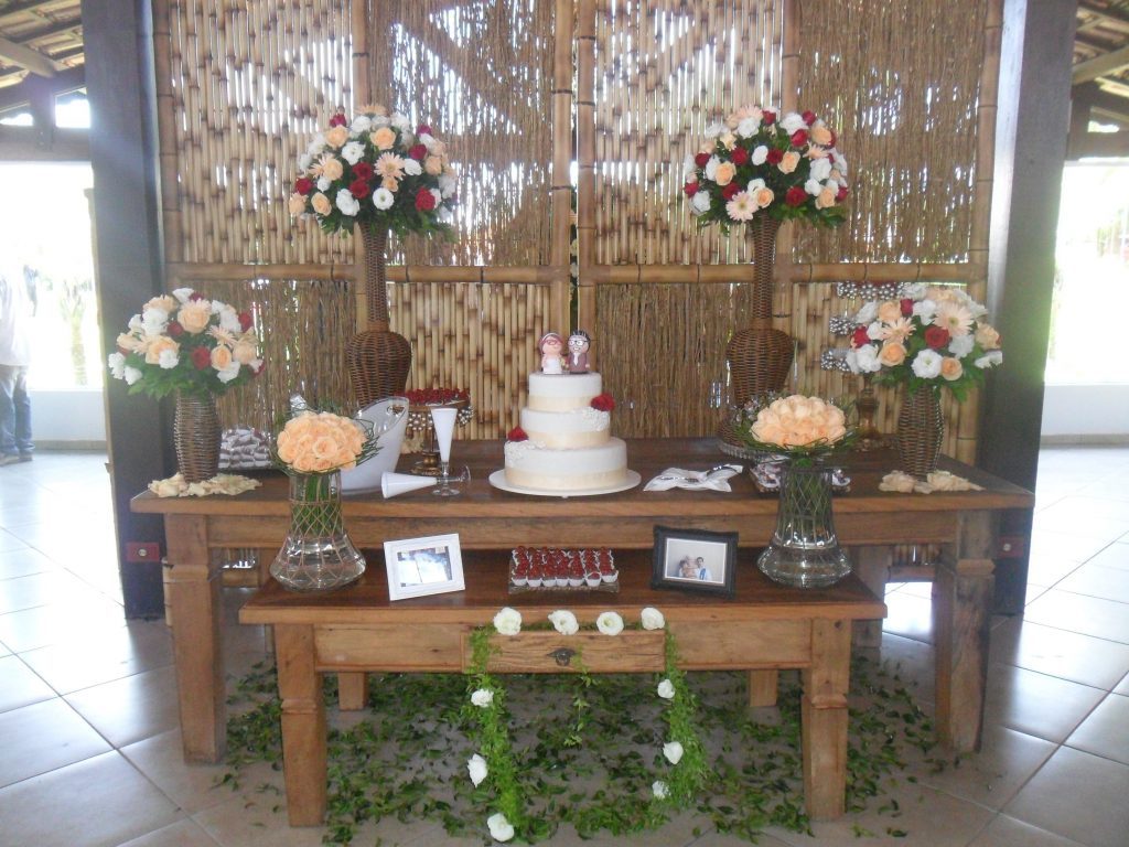 Mobiliário e Suportes que Ditamm o Tom - inspiração 1