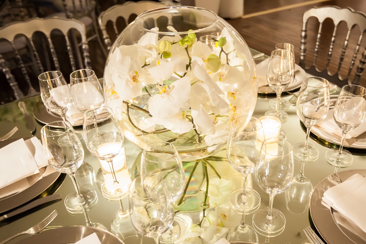 A Elegância Clássica das Velas Cilindricas Altos - inspiração 1