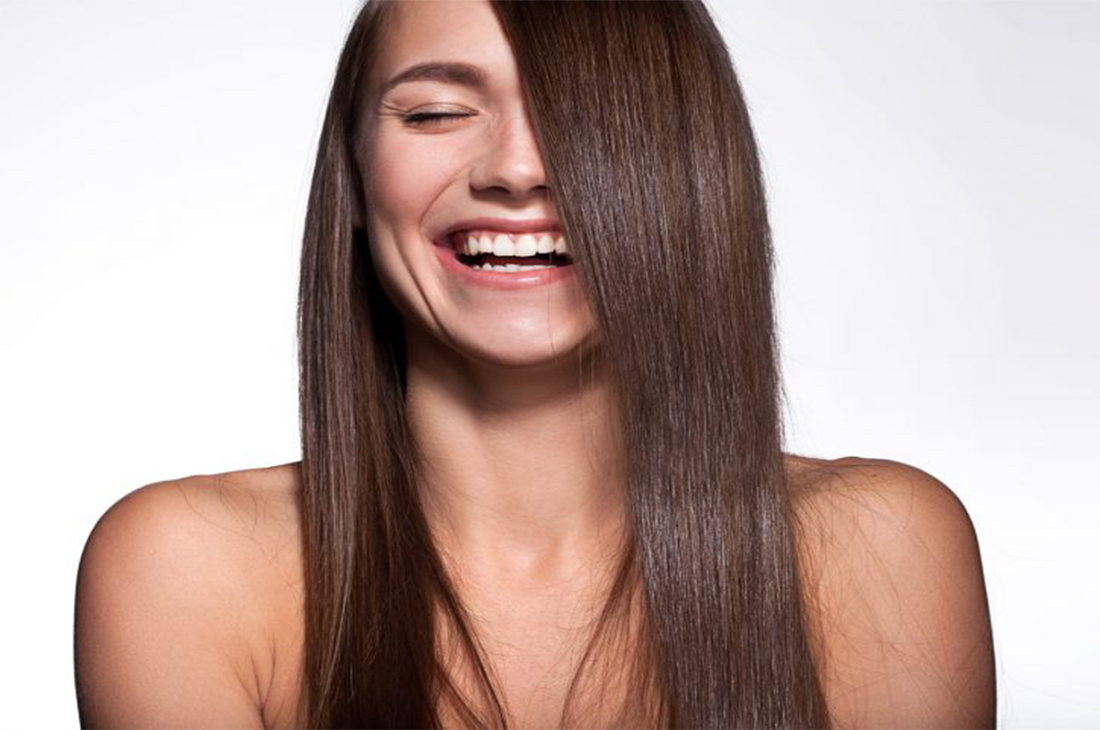 Por Que Meu Cabelo Liso Acaba com Frizz? - inspiração 1