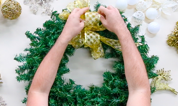 Tons Naturais: Elementos Verdes para o Corpo da Guirlanda - inspiração 2