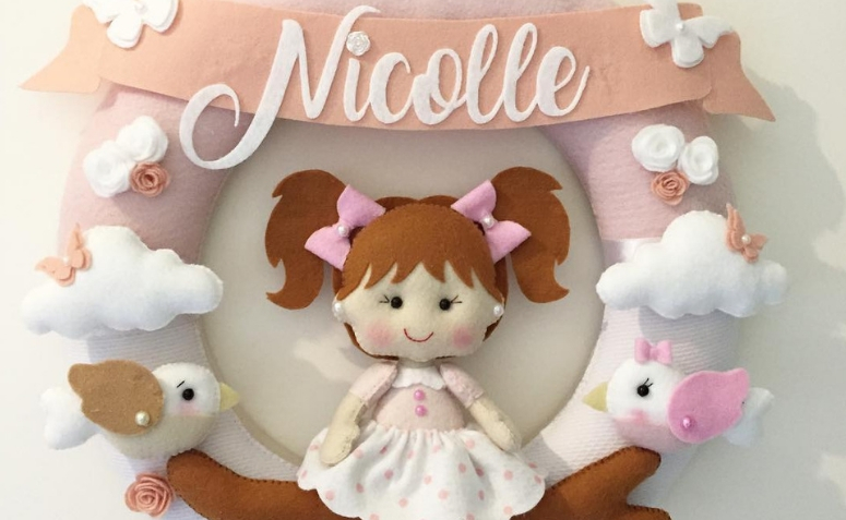 Modernidade em Feltro: Formas Geométricas e Minimalistas - inspiração 1