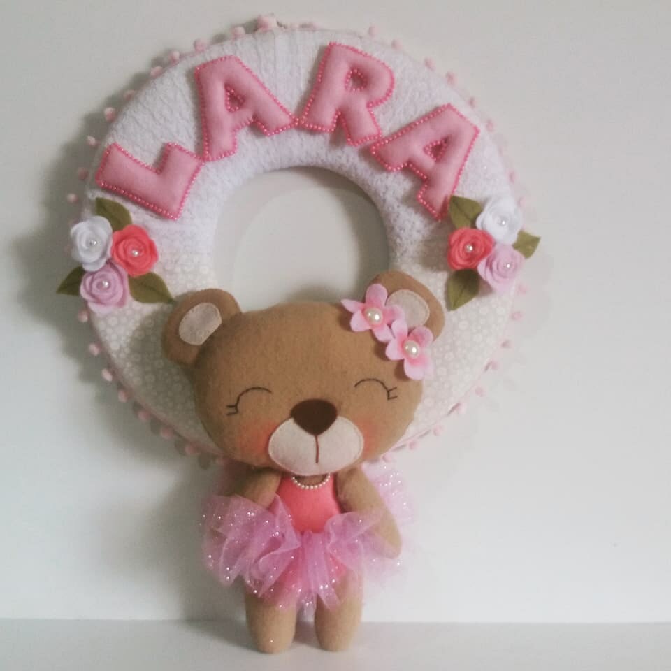 Feltro e Complementos: Combinando com Outros Materiais Naturais - inspiração 2