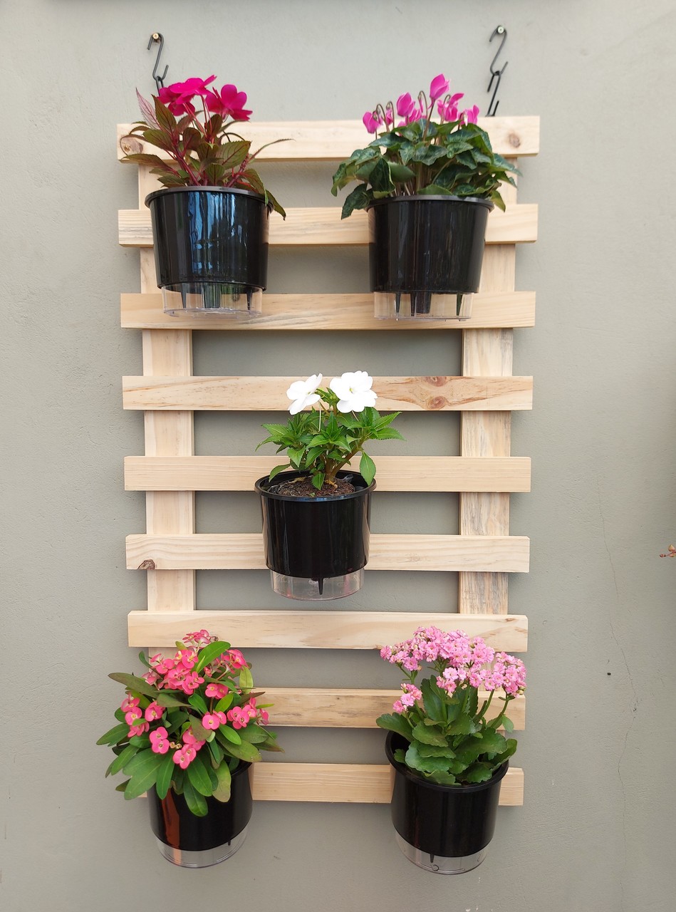 A Escolha das Plantas: O Que Cultivar na Sua Horta Vertical? - inspiração 2