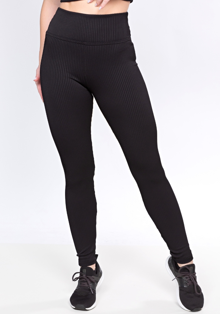 Combinando Cores e Estampas: Criando Looks Modernos e Ousados - inspiração 1