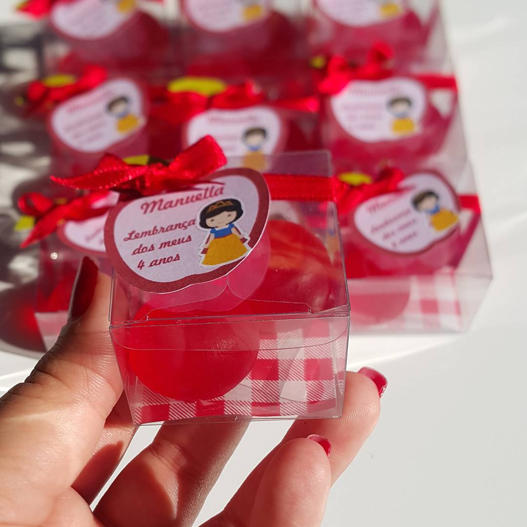 Copos Personalizados com Ilustrações Fofas - inspiração 1