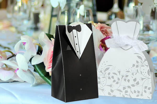 Plantinhas que Florescem: Um Símbolo de Crescimento - inspiração 1