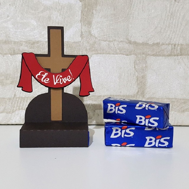 Personalizando sua Cruz de EVA com Glitter e Bordados - inspiração 1