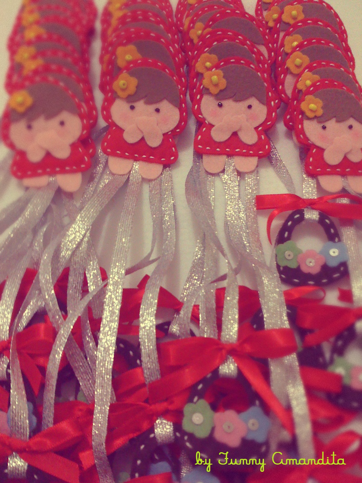 Chaveiros em Feltro ou Biscuit: Personagens Fofos para Levar - inspiração 1