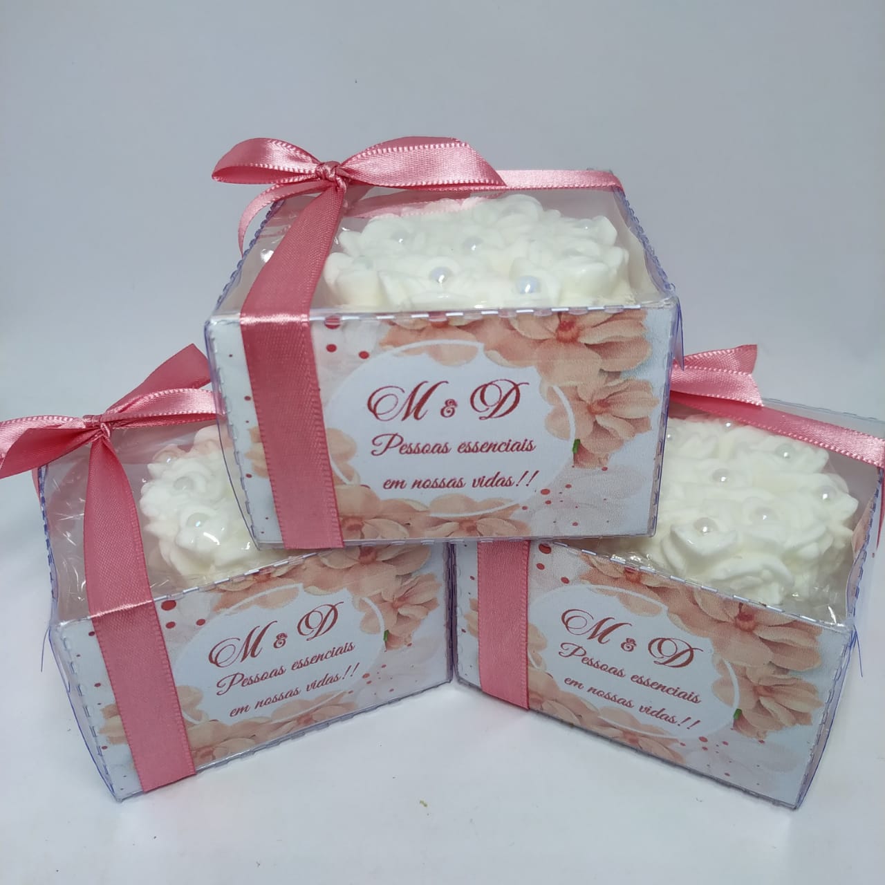 Aromas Que Acolhem: Velas e Difusores Personalizados - inspiração 1