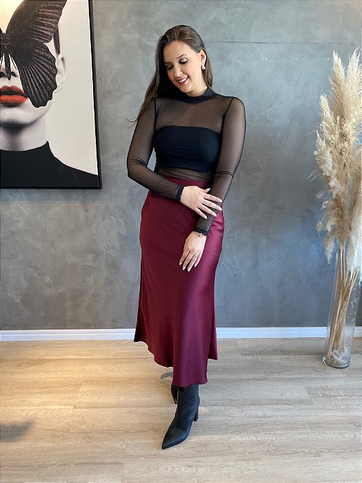 Toque Romântico: Combine com Rendas e Tecidos Delicados - inspiração 1