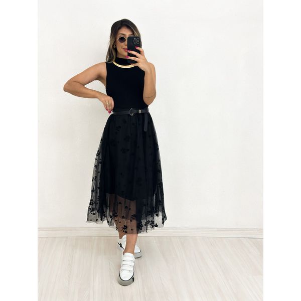 Estilo Rocker: Jaquetas de Couro e Botas para um Visual Audacioso - inspiração 1