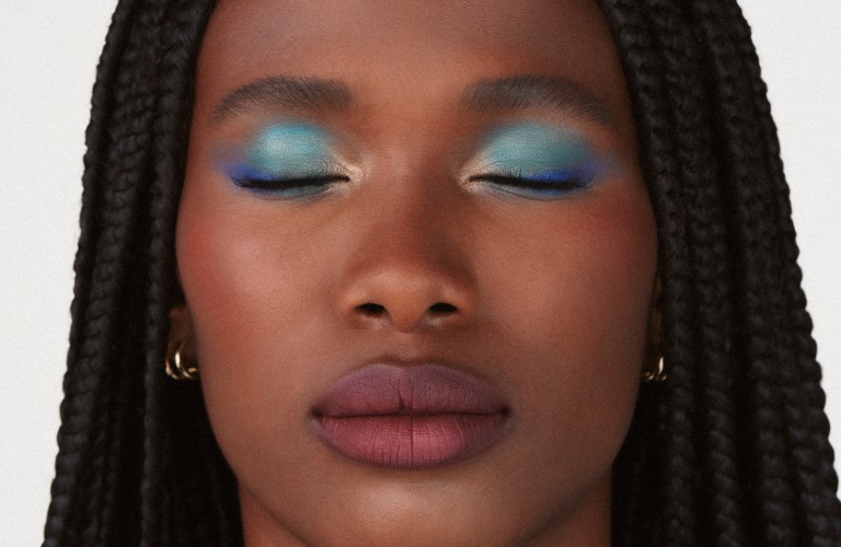 Pincéis e Esponjas: As Ferramentas Essenciais do Artista de Maquiagem - inspiração 1