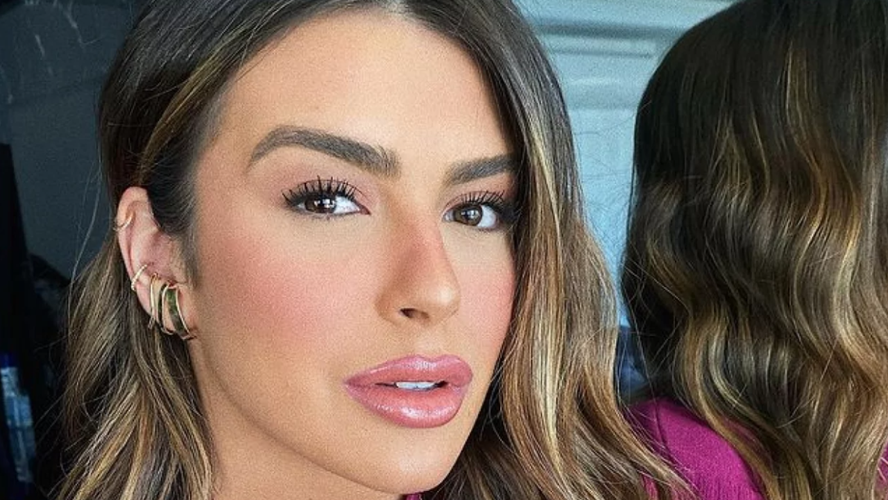 Olhos Expressivos: Sombras Neutras e Delineado Discreto - inspiração 1