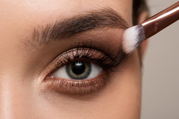 Sobrancelhas: A Moldura Perfeita para Seus Olhos - inspiração 1