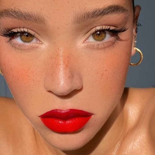 Maquiagem para o Dia a Dia: Simplicidade e Charme - inspiração 1