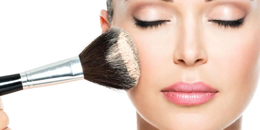 Selação Estratégica: Finalizando a Maquiagem sem Obstruir Poros - inspiração 2