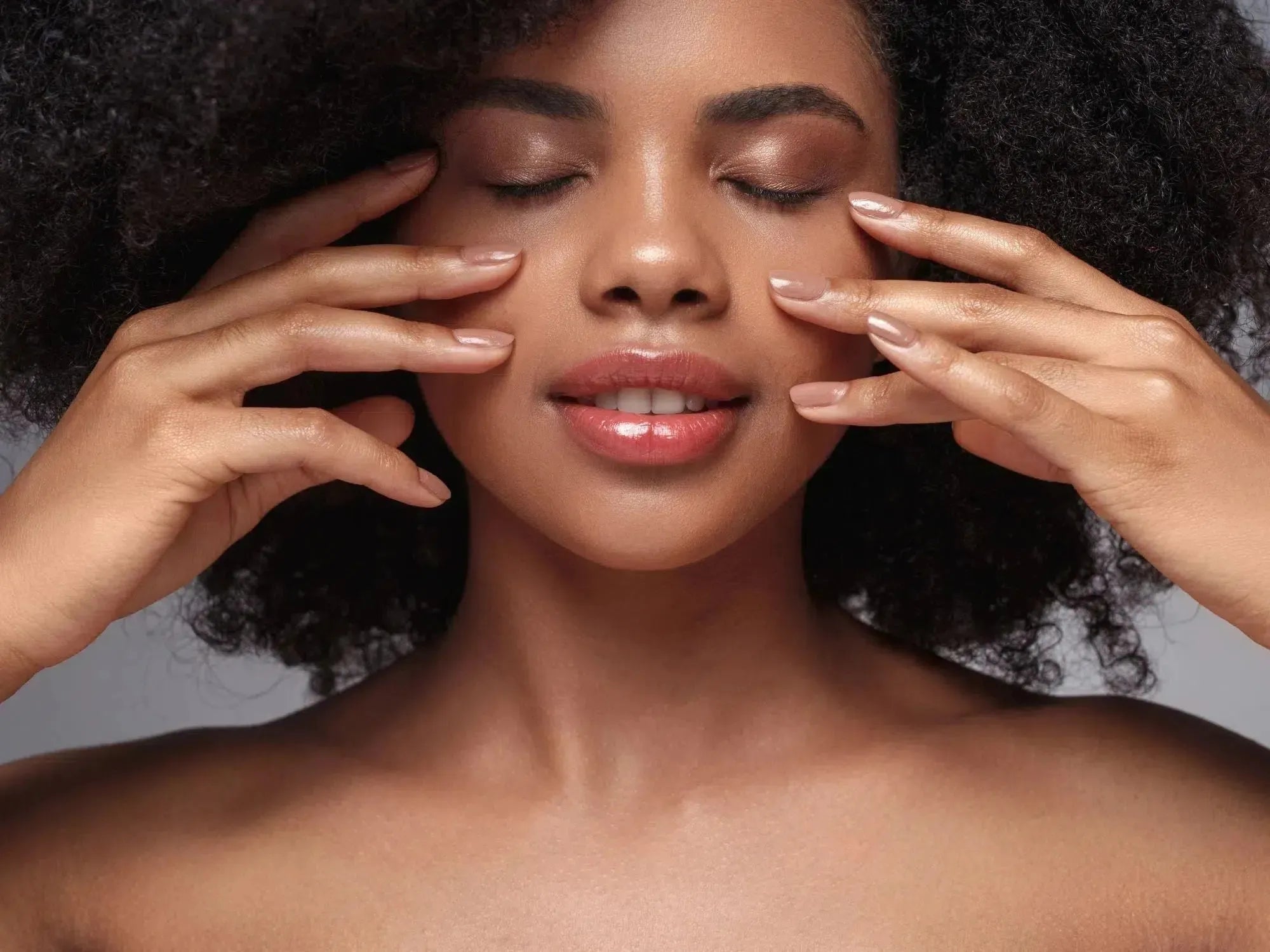 Corretivo: Disfarçando Imperfeições com Leveza - inspiração 1