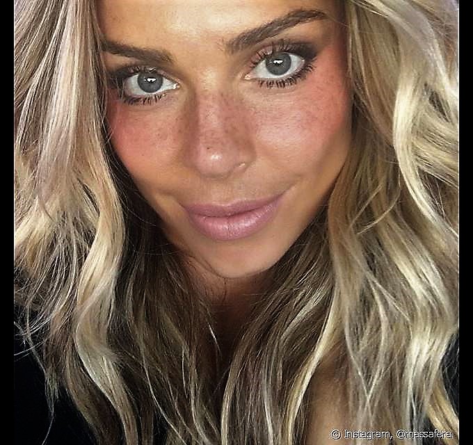 Iluminador Estratégico: Pontos de Luz que Adicionam Glamour - inspiração 2