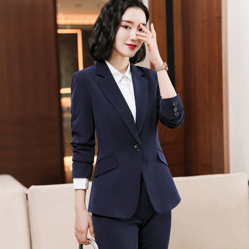 O Toque de Sofisticação nas Peças de Baixo: Alfaiataria e Malhas Finas - inspiração 2