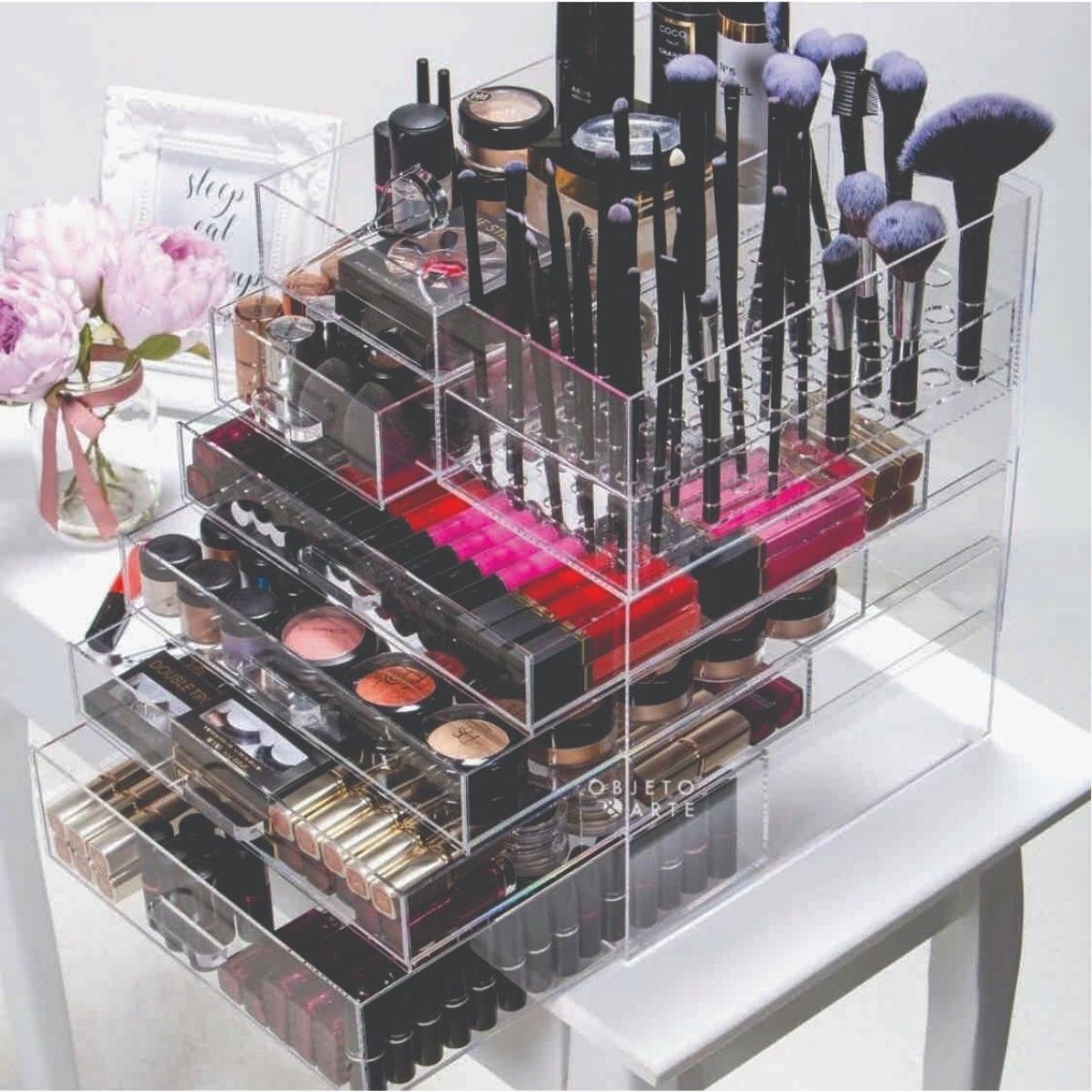 Acessórios Essenciais: Dos Pincéis aos Cotonetes - inspiração 2