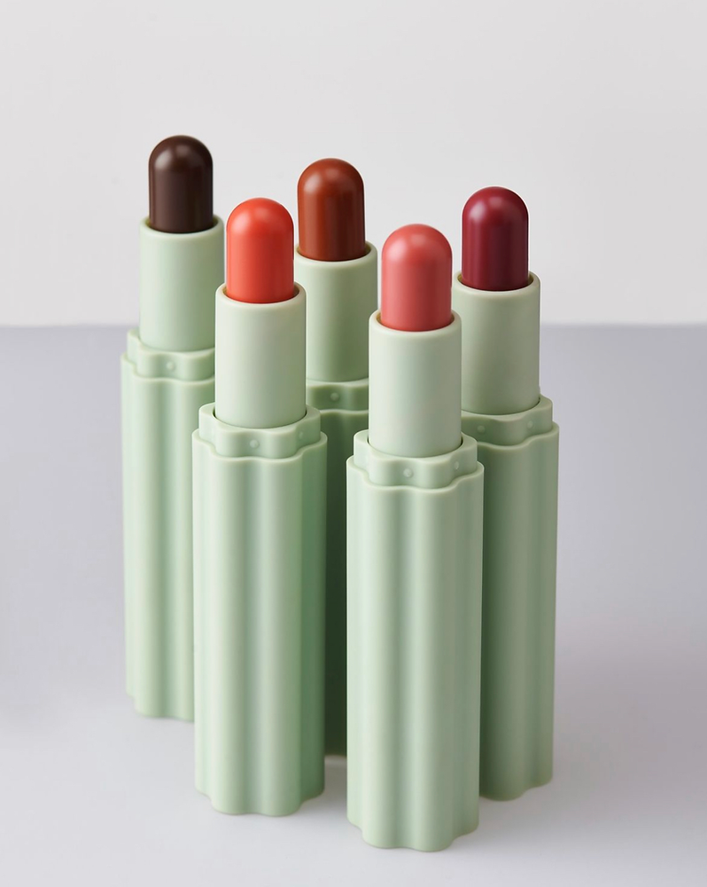 Spray Fixador de Maquiagem com Efeito Iluminador: Durabilidade e Glow - inspiração 1