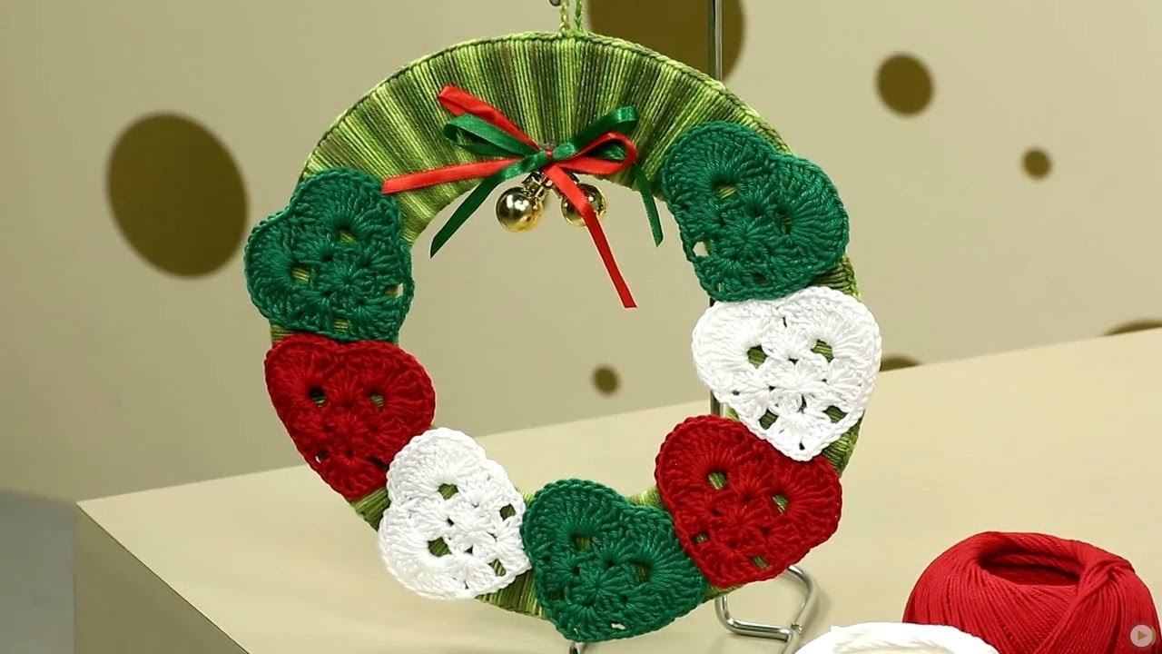 Papai Noel de Rolha para um Toque Rústico - inspiração 2