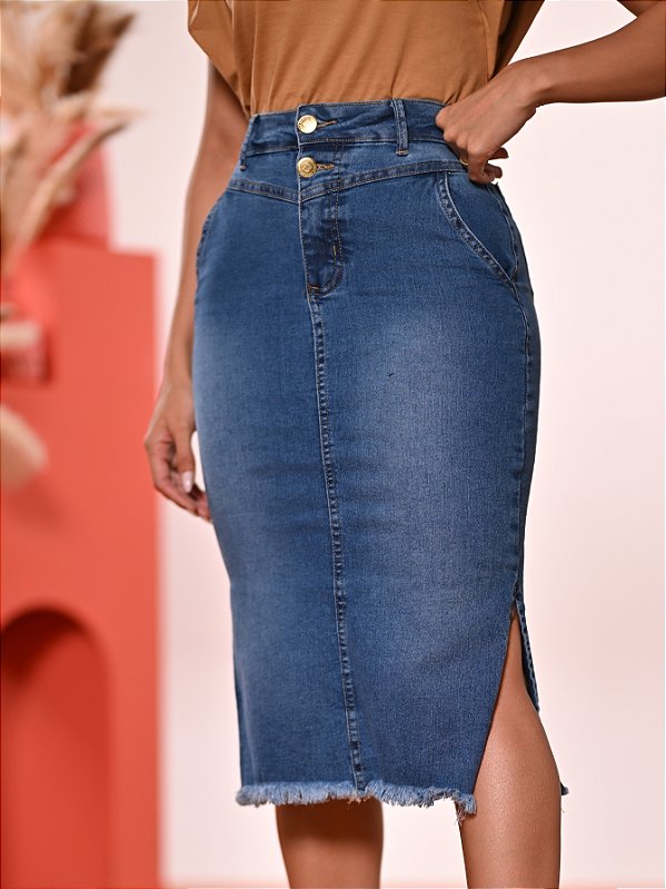 Acessórios que Transformam: Detalhes que Elevam seu Look com Saia Jeans Midi - inspiração 1
