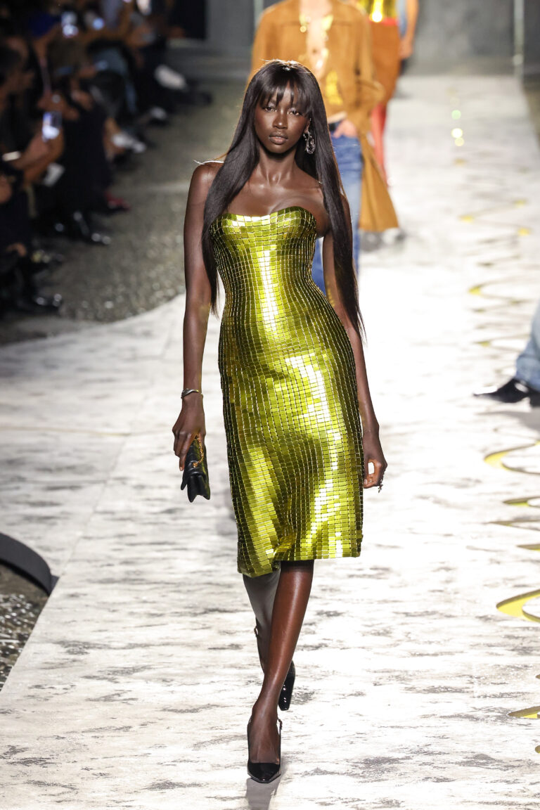 Transparências Estratégicas: Leveza e Sofisticação em Cena - inspiração 1