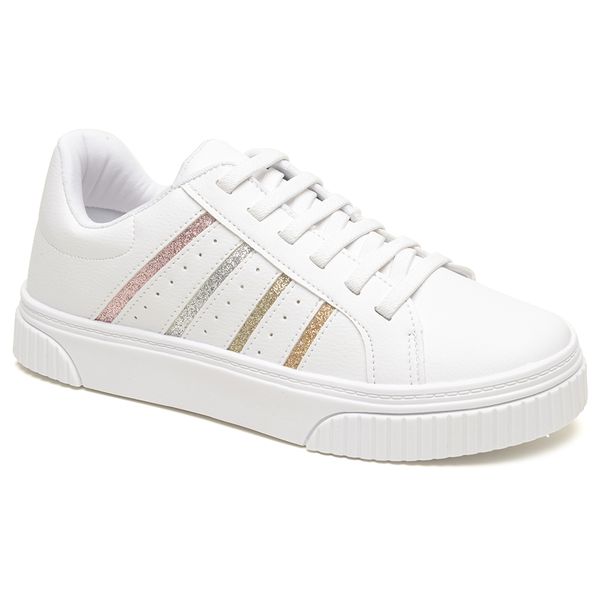 O tênis que eleva seu visual de trabalho. - inspiração 1