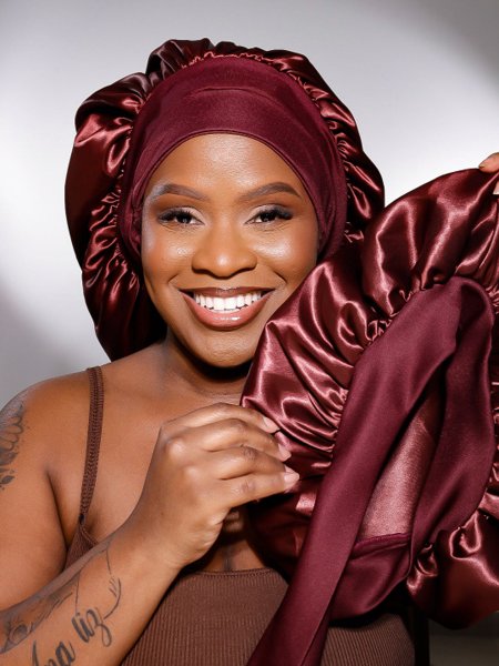 Cuidados Específicos: Touca de Cetim para Cabelos Cacheados e Crespos - inspiração 1