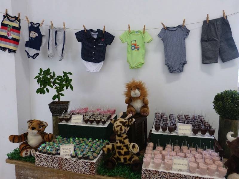 Babadores Temáticos: Funcionalidade com Estilo - inspiração 2