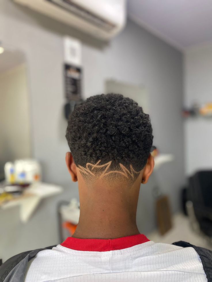 americano em cabelo crespo