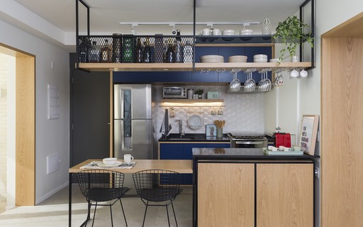 5 ideias de títulos:
1. Armários de Cozinha: Guia Completo de Tendências e Funcionalidade para 2026
2. Como Escolher o Balcão de Cozinha Ideal: Medidas