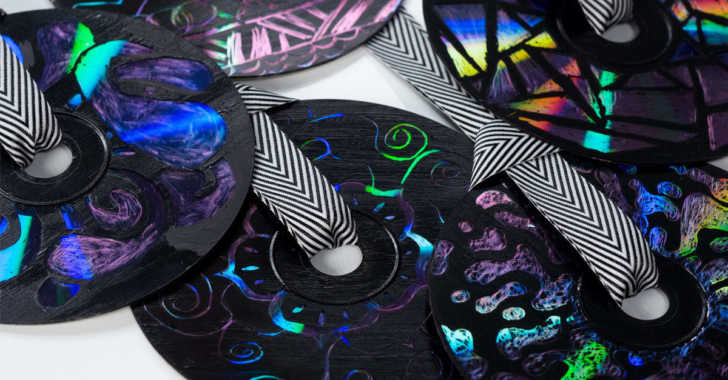 Transformando CDs em Relógios de Parede Criativos