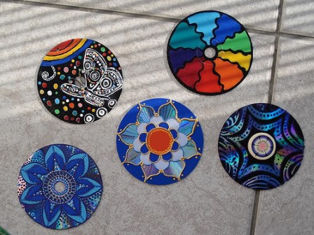 Artesanato Utilitário com CDs: De Porta-Copos a Relógios Personalizados