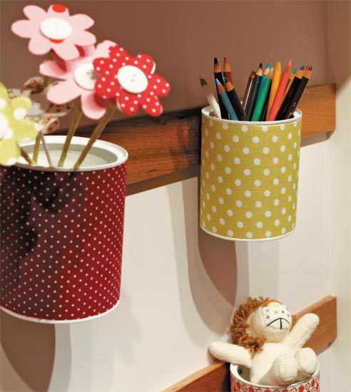 Brincadeiras Infantis Sustentáveis: Crie um Telefone de Lata e Jogo Acerte a Lata