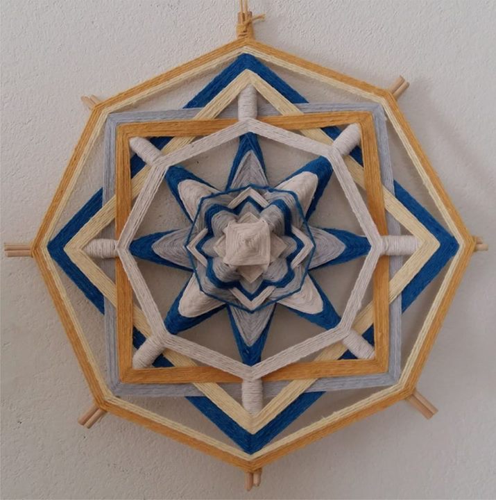 Como Fazer um Mural de Fotos Criativo com Palitos de Espeto