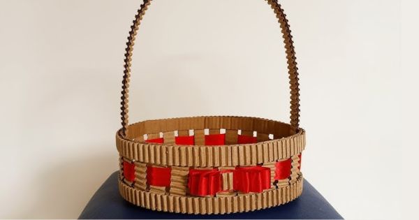 Decoração de Natal Sustentável: Artesanato com Papelão