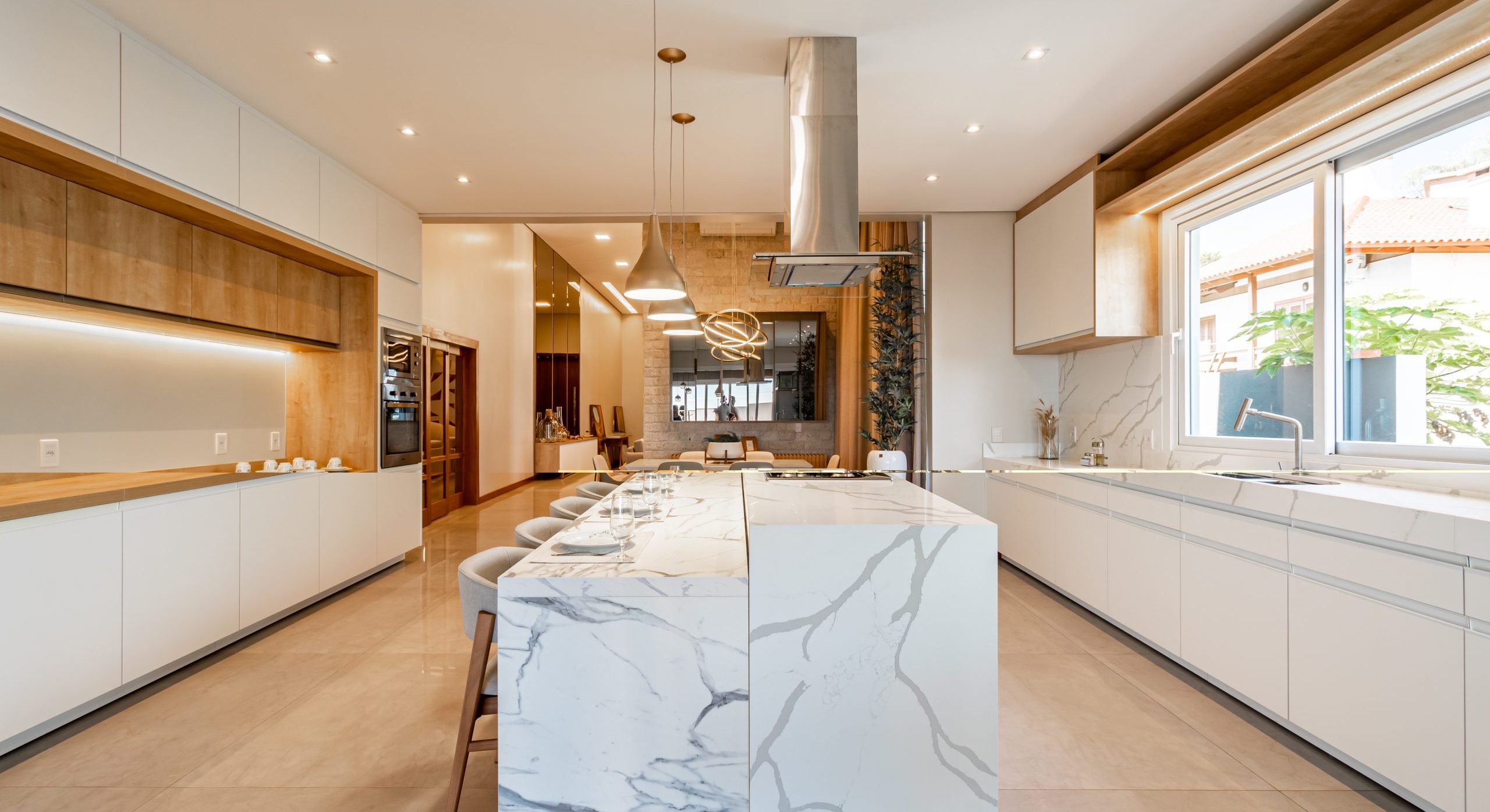 Materiais e Estilos
2. Cozinha Americana com Balcão: Transforme seu Espaço Integrado
3. Materiais de Bancada de Cozinha: Qual o Melhor para Você?
4. Como Escolher o Balcão de Cozinha Ideal: Dicas Essenciais
5. Onde Comprar Balcões de Cozinha: Lojas e Opções Online