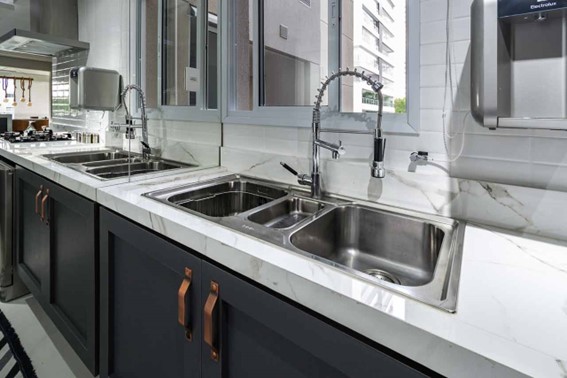 Guia Completo: Como Escolher a Bancada Perfeita para sua Cuba de Sobrepor