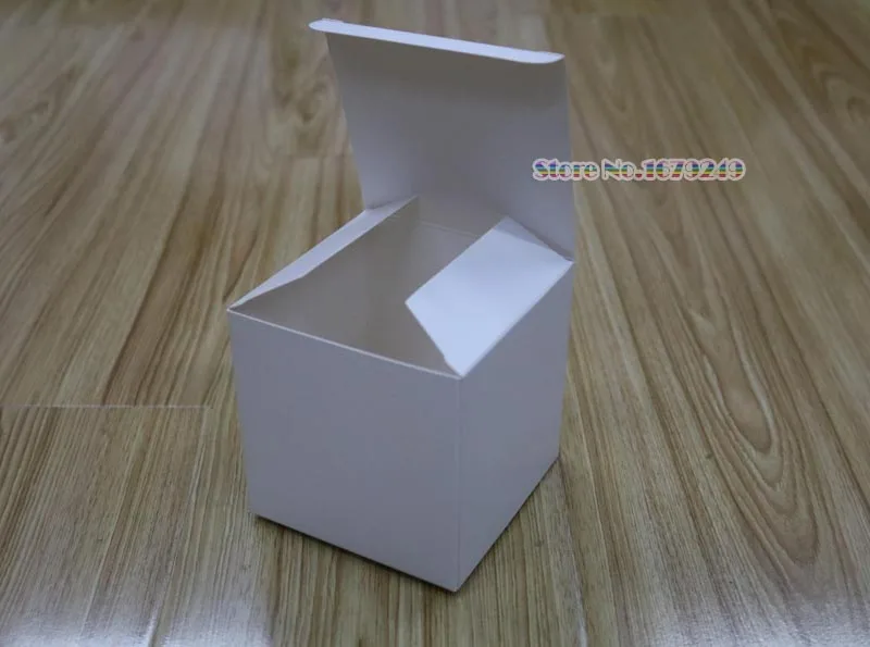 Baú de Papelão para Festas: Ideias Criativas para Lembrancinhas e Decoração