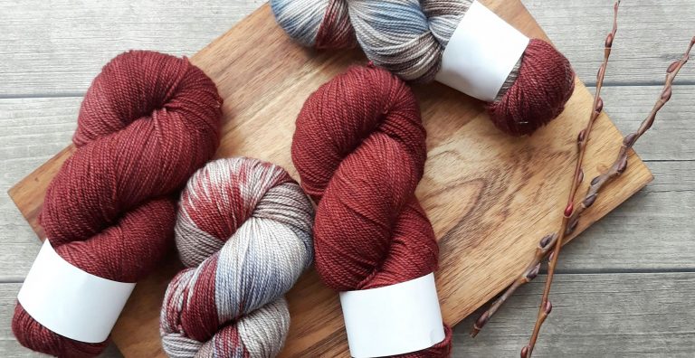 5 ideias de títulos:
1. Guia Completo de Blogs de Tricô em Português: Receitas e Inspirações
2. Descubra os Melhores Blogs de Tricô para Aprender Pontos e Criar Peças Únicas
3. Tendências de Tricô para 2026: O Que Esperar das Coleções e Blogs
4. De Iniciante a Avançado: Como os Blogs de Tricô Podem Acelerar Seu Aprendizado
5. Além das Receitas: A Influência dos Blogs de Tricô na Moda e Artesanato Contemporâneo