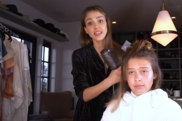 Do Long Bob ao Bob Reto: A Evolução dos Cortes Curtos de Jessica Alba