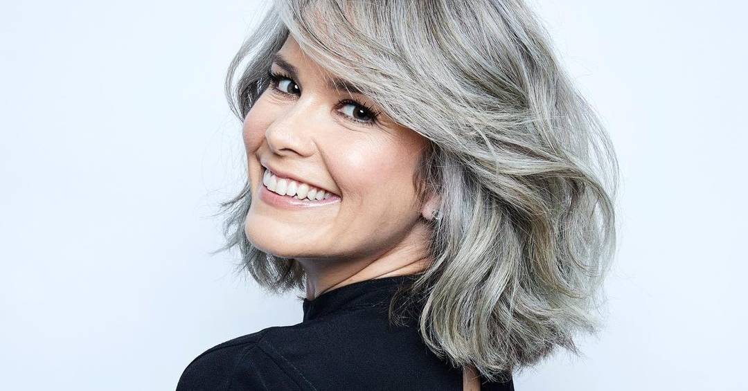 cabelo grisalho feminino