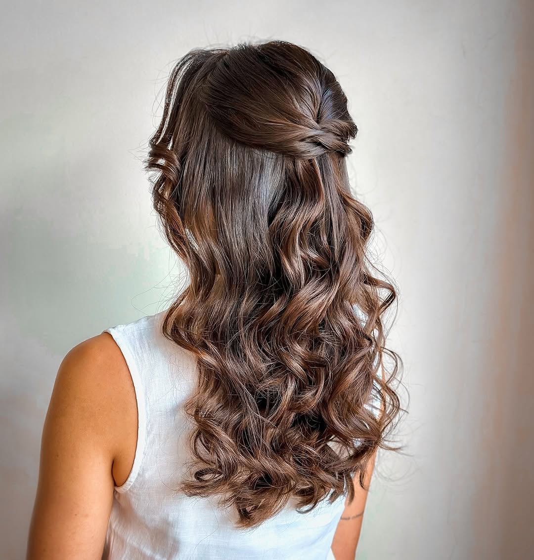 penteados simples para casamento convidada inspiração