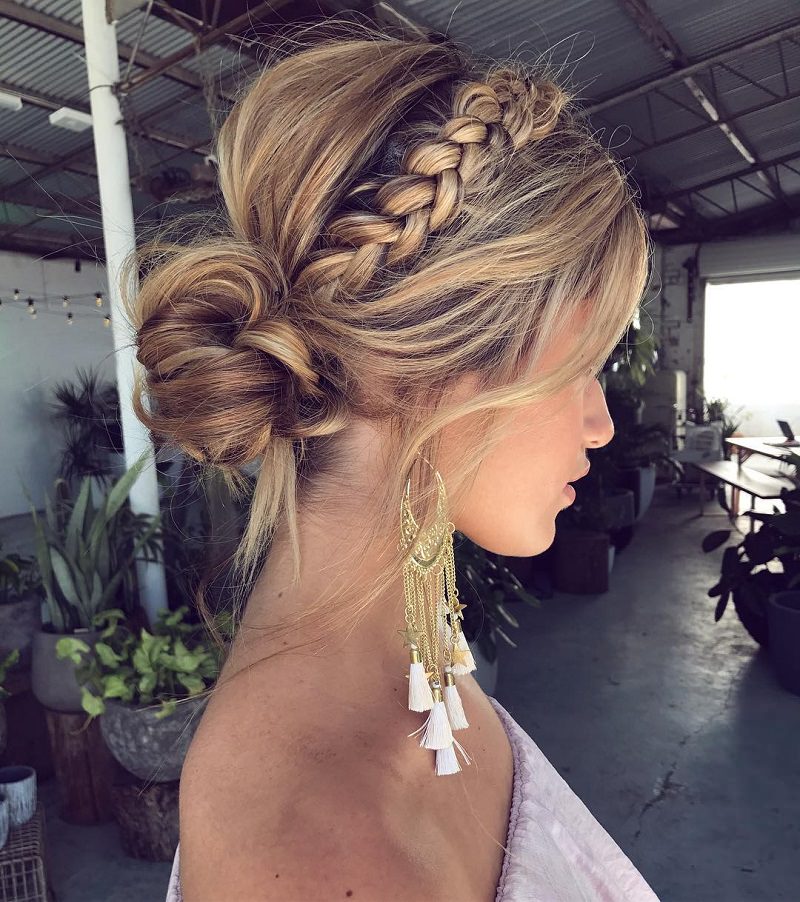 penteado semipreso com ondas para casamento